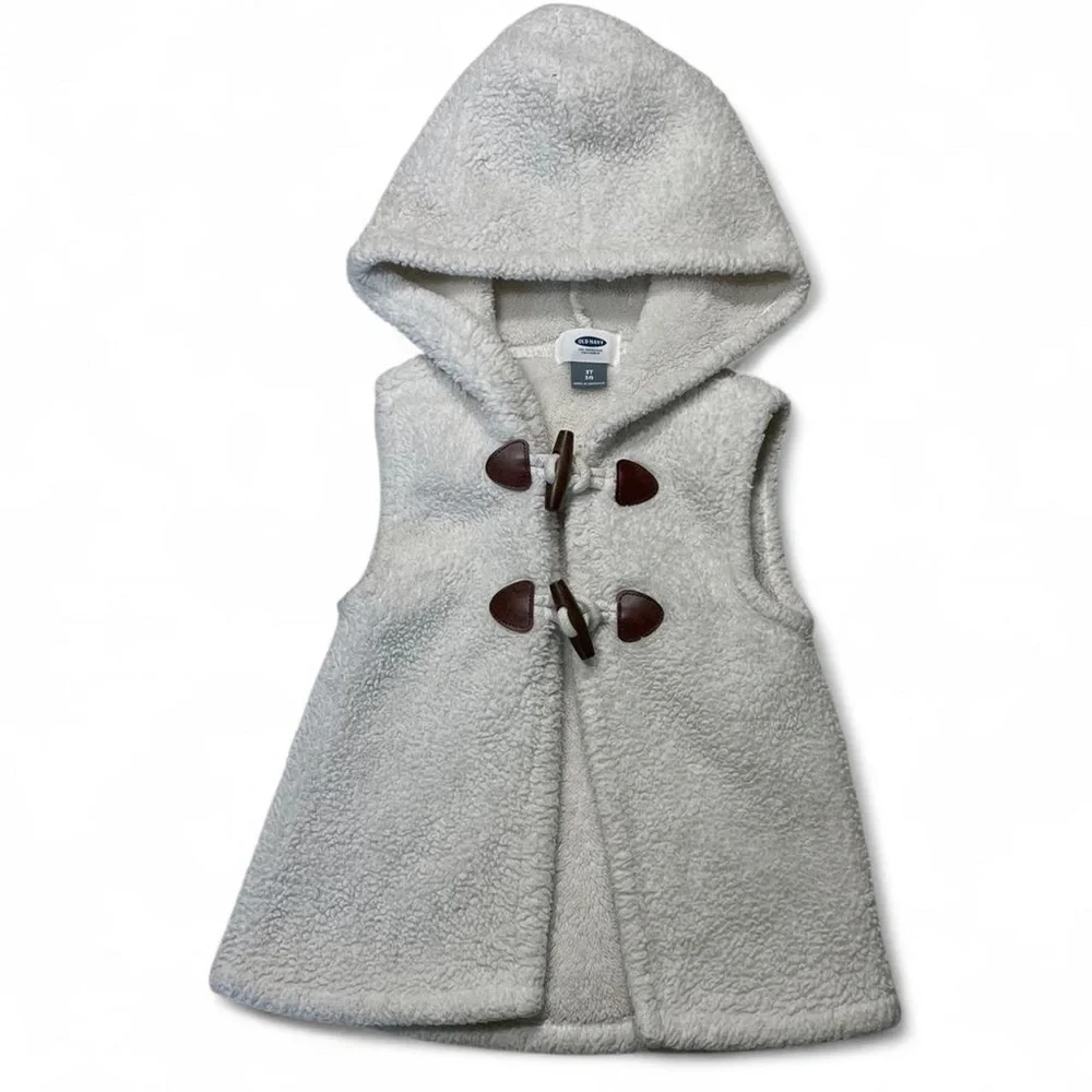 Old Navy Cream Sherpa Fleece Hooded Toggle Vest | Toddler Girl Size 3T